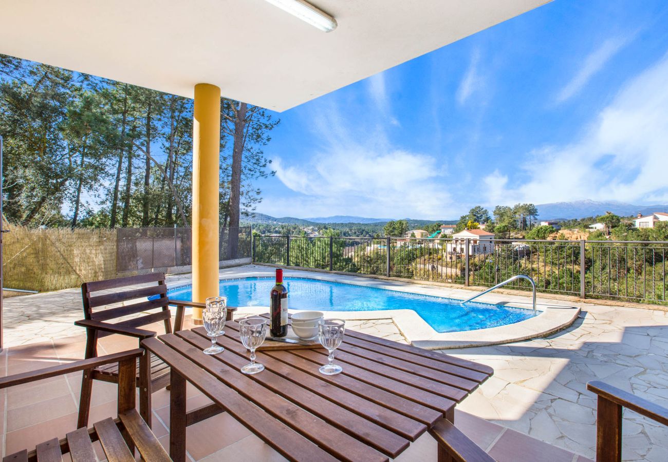 Villa in Vidreres - 2CAM01 - Cozy 4 bedroom house with private pool located in a quiet area