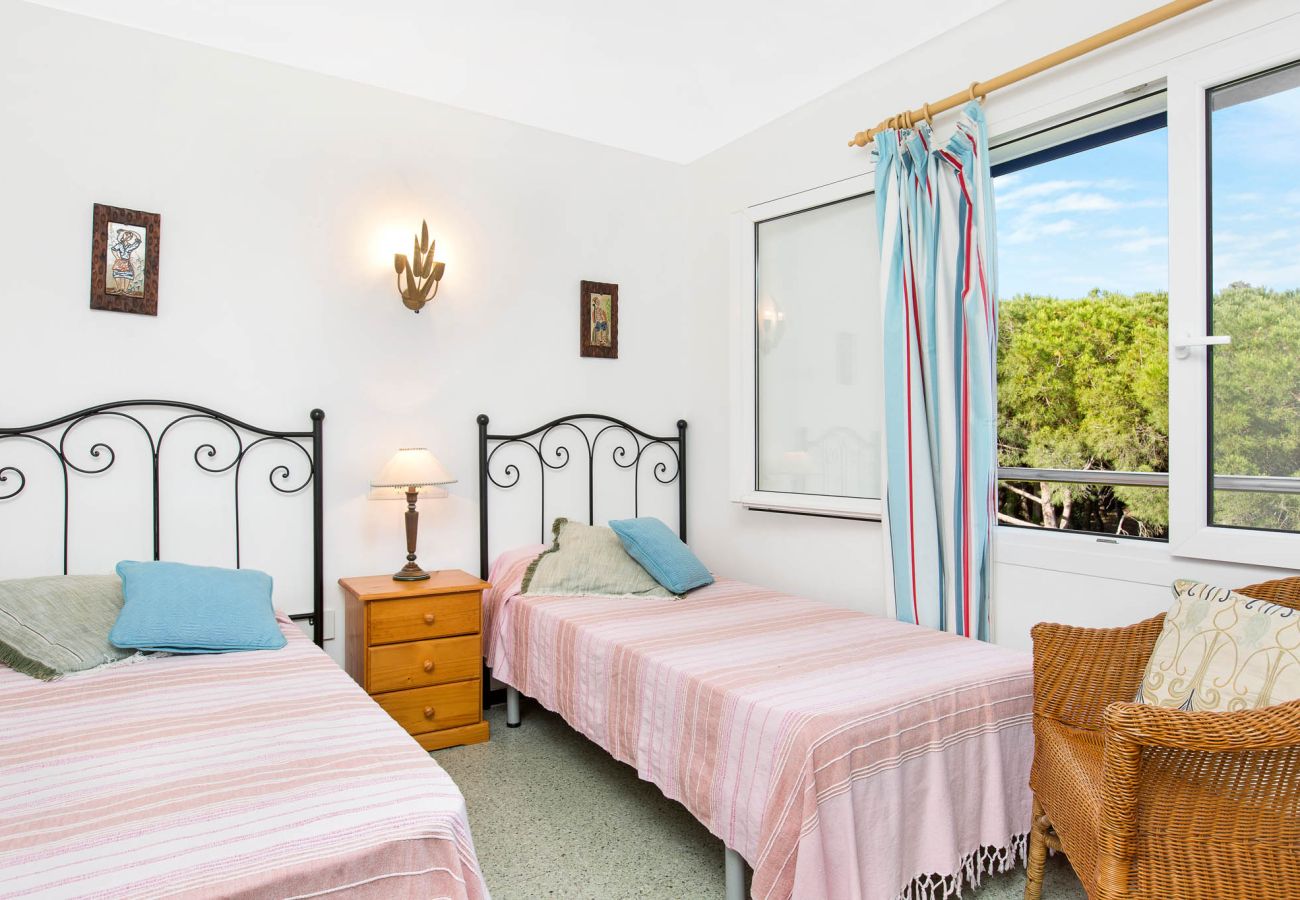 Apartment in Calella de Palafrugell - 1CAN01 - Cozy 2 bedroom apartment with terrace near the beach of Calella de Palafrugell.