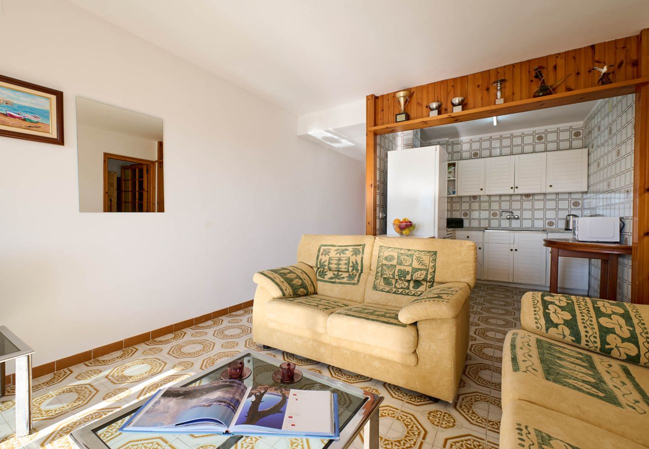 Apartment in Llafranc - 1CEN B10 -Apartment with communal garden and pool, only 800m from the beach of Llafranc