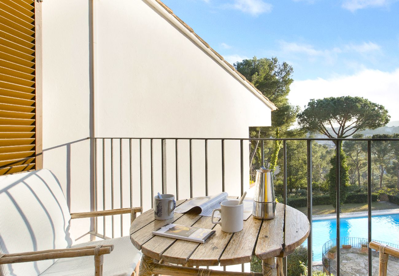 Apartment in Llafranc - 1CLIP H3 -Renovated apartment located in a very quiet area only 500m from the beach of Llafranc.