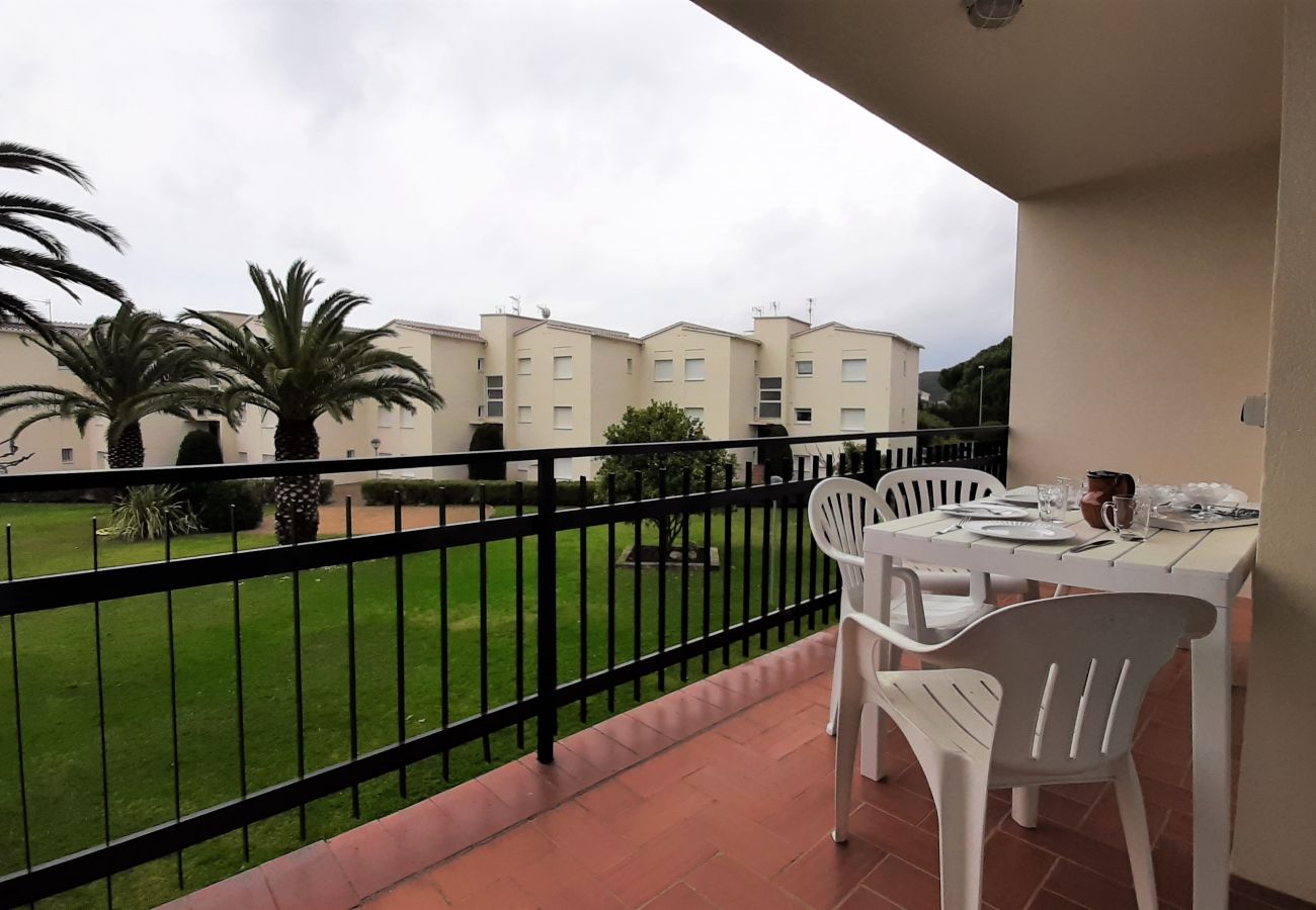 Apartment in Calella de Palafrugell - 1CB - E3 Apartment with swimming-pool and garden located very close to the beach