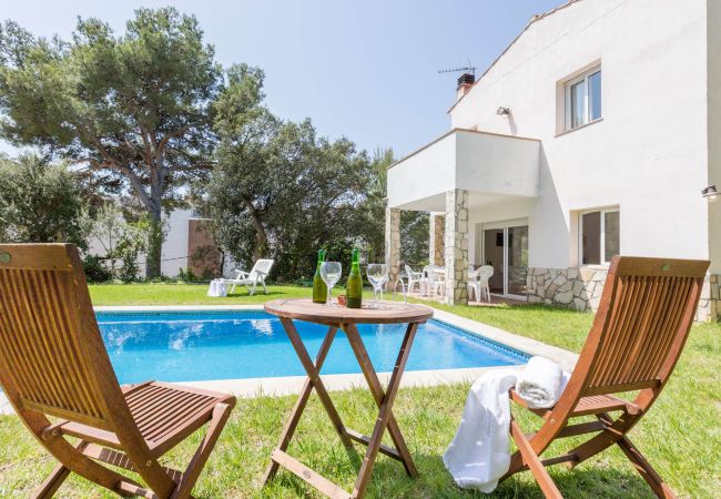 Villa/Dettached house in Tamariu - 1DIAZ 01 - Lovely and cozy villa with private pool and garden situated in a quiet residential area only 1km from the beautiful Aigua Xelida beach