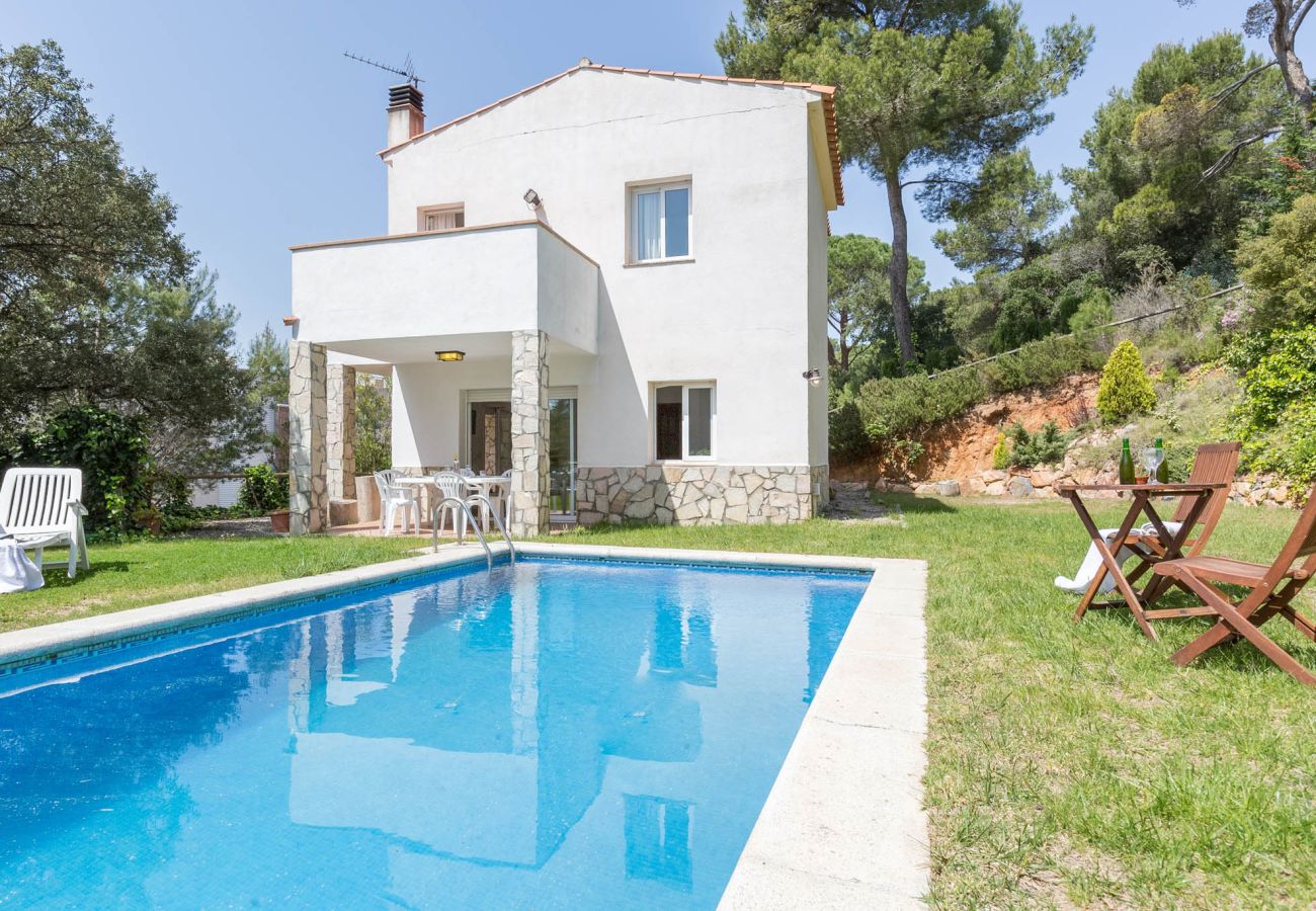 Villa in Tamariu - 1DIAZ 01 - Lovely and cozy villa with private pool and garden situated in a quiet residential area only 1km from the beautiful Aigua Xelida beach