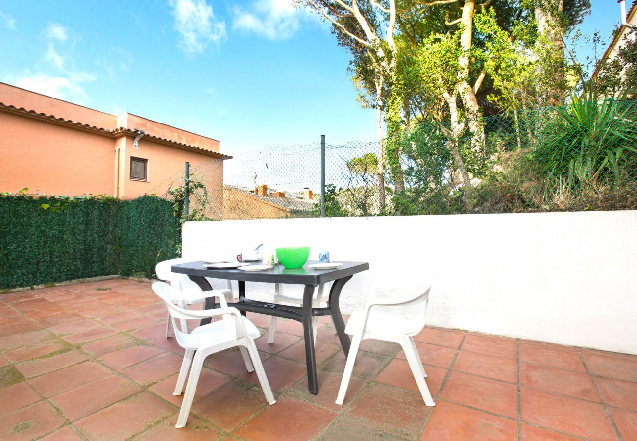 Apartment in Llafranc - 1GER 03 - Basic 3 bedrooms apartment only 150m from the beach of Llafranc