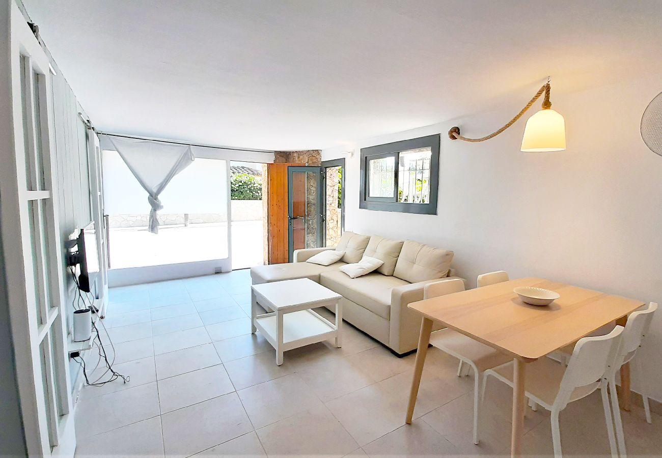 Apartment in Llafranc - 1GRE - Apartment at street level completely renovated a few minutes walk from the quiet beach of Llafranc