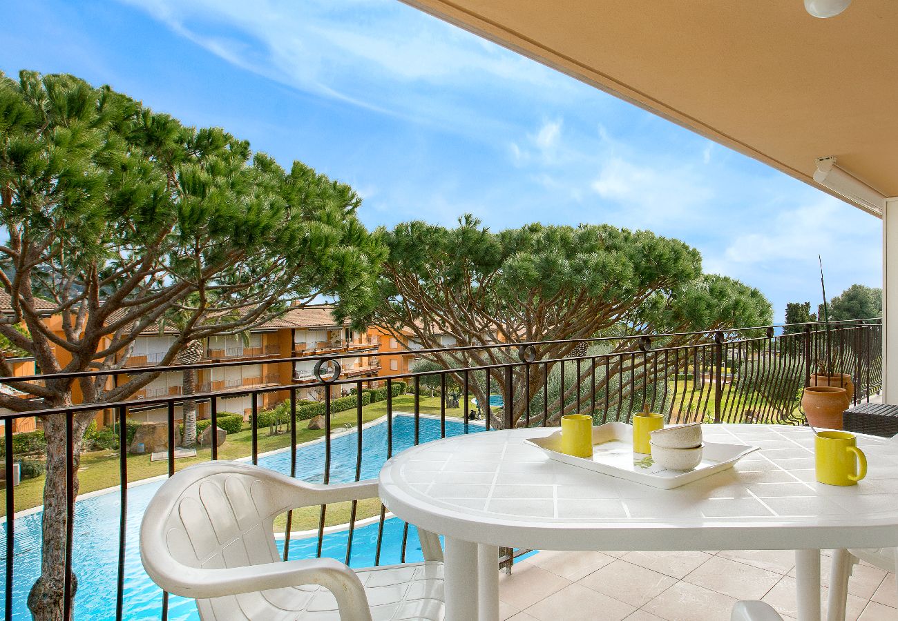 Apartment in Calella de Palafrugell - 1I 23 - Cosy apartment with communal swimming pool a few minutes walk from the beach of Calella de Palafrugell.