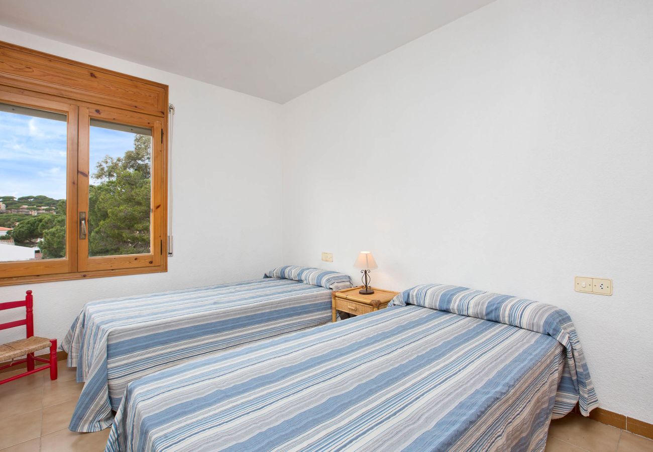 Apartment in Calella de Palafrugell - 1I 23 - Cosy apartment with communal swimming pool a few minutes walk from the beach of Calella de Palafrugell.