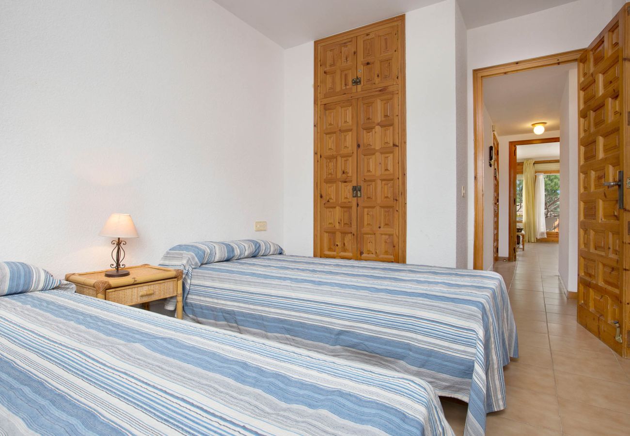 Apartment in Calella de Palafrugell - 1I 23 - Cosy apartment with communal swimming pool a few minutes walk from the beach of Calella de Palafrugell.