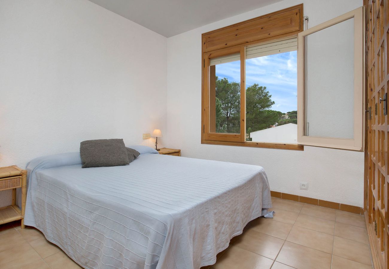 Apartment in Calella de Palafrugell - 1I 23 - Cosy apartment with communal swimming pool a few minutes walk from the beach of Calella de Palafrugell.