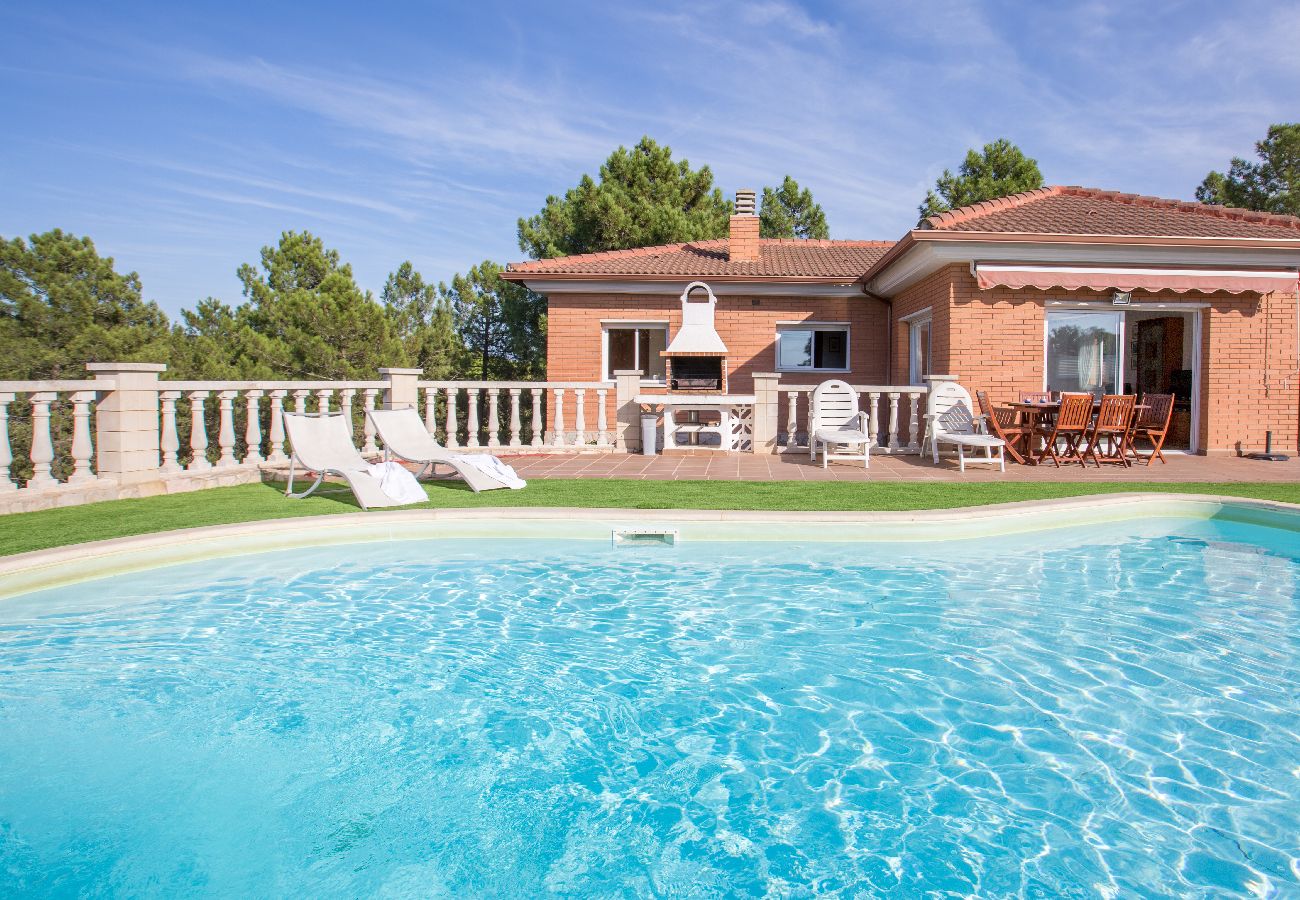 Villa in Lloret de Mar - 2MARIAN01 - Nice 3 bedroom house with private pool located in a quiet residential area