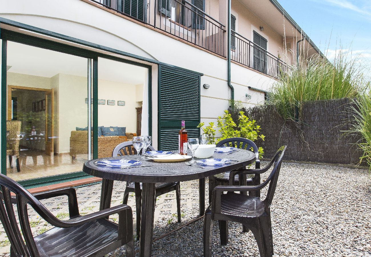 Villa in Torroella de Montgri - 1MP 44 - Attractive house located in a quiet residential complex, with communal garden and swimming pool, just 100 m from  the beach of Pals.