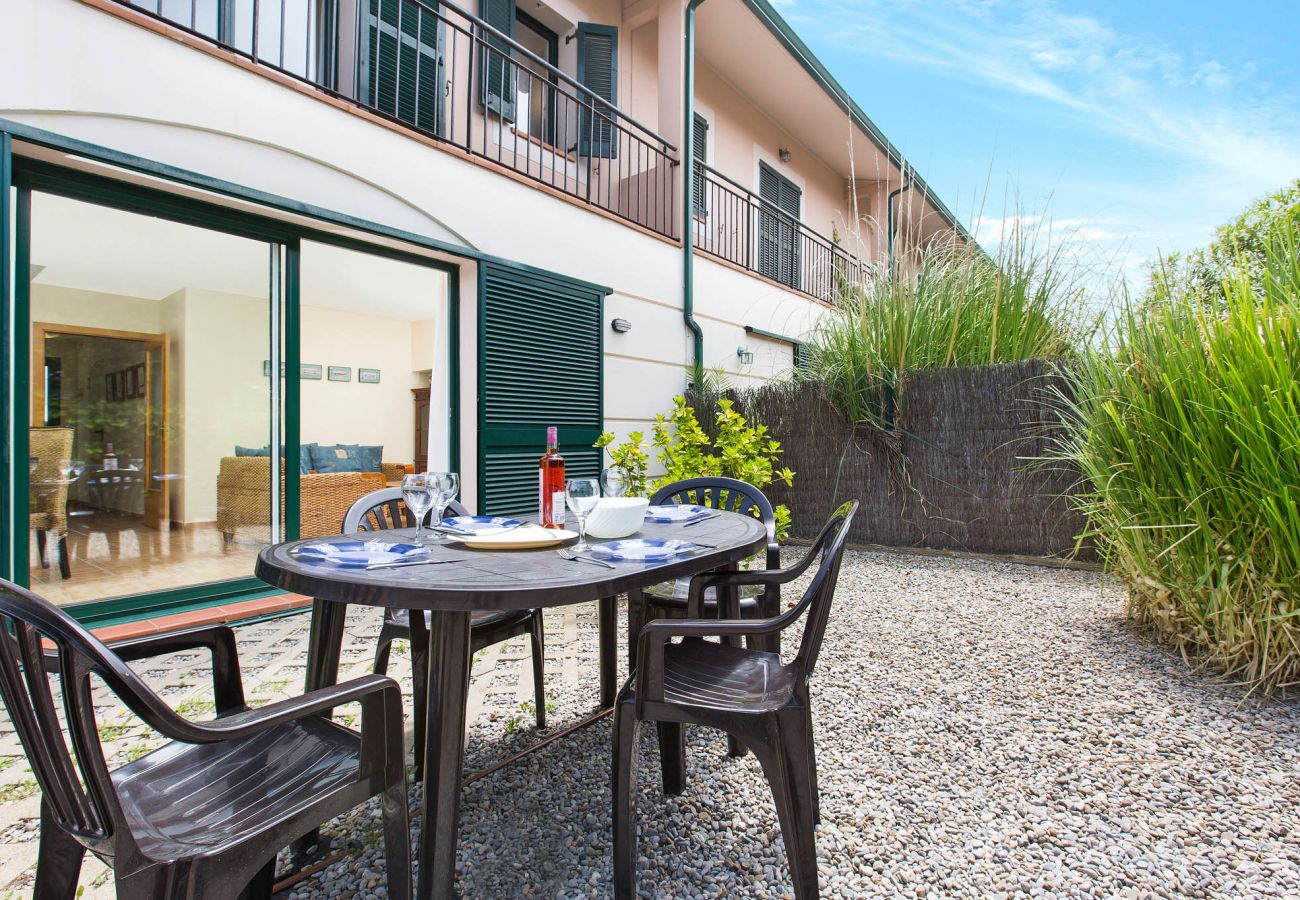 Villa in Torroella de Montgri - 1MP 44 - Attractive house located in a quiet residential complex, with communal garden and swimming pool, just 100 m from  the beach of Pals.