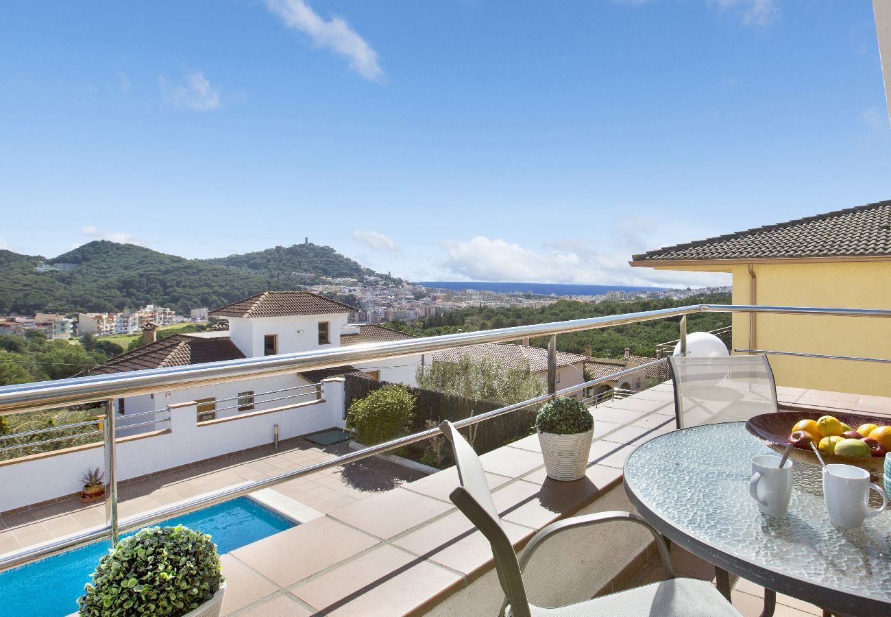 Villa in Blanes - 2NUR01 - House for 10 people with private pool and sea views near the beach of Blanes