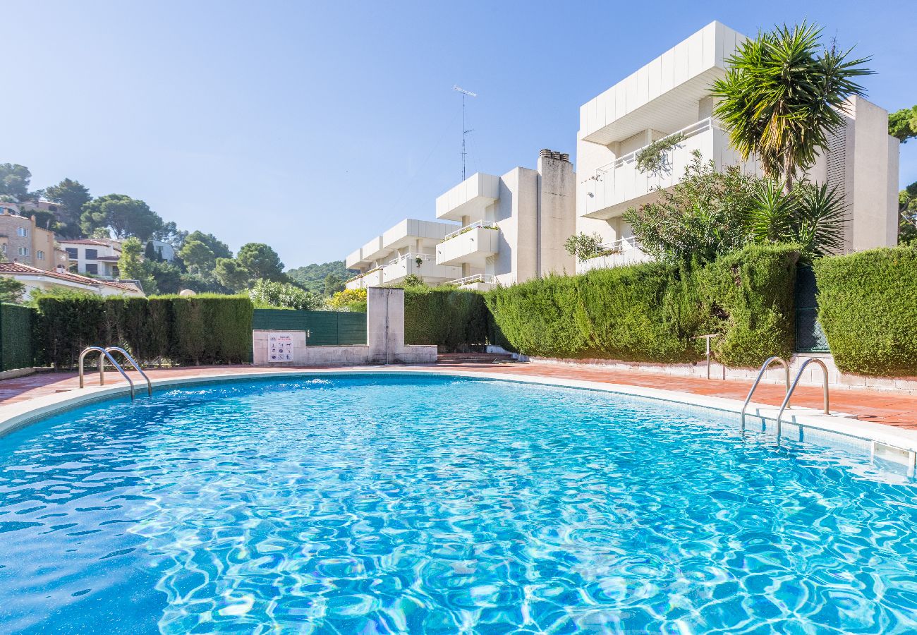 Apartment in Pals - 1OP 01 - Apartment located in Pals, in a residential complex with swimming pool, 400 m from the beach