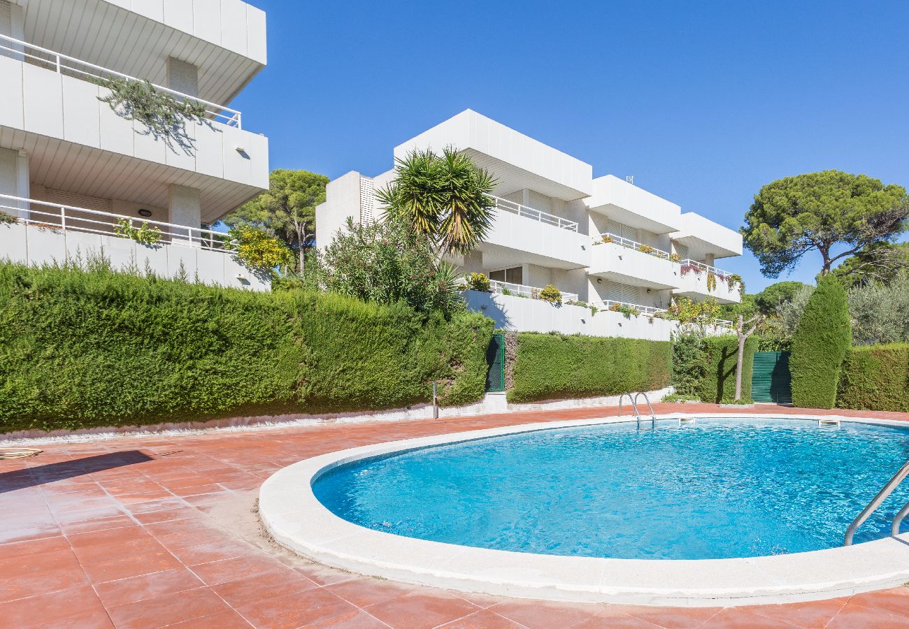 Apartment in Pals - 1OP 01 - Apartment located in Pals, in a residential complex with swimming pool, 400 m from the beach