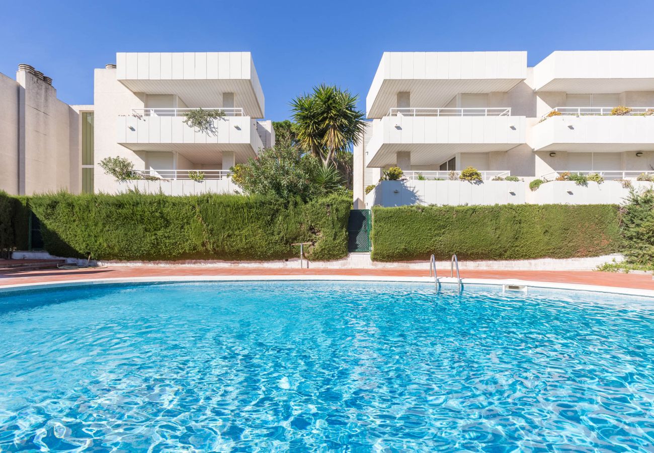 Apartment in Pals - 1OP 01 - Apartment located in Pals, in a residential complex with swimming pool, 400 m from the beach