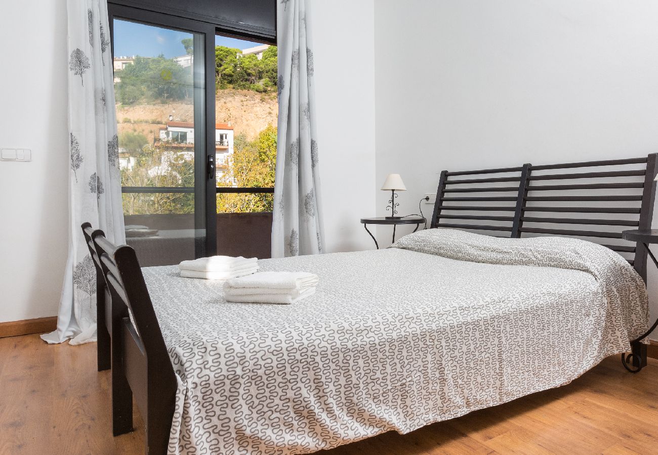 Villa in Lloret de Mar - 2PON01 - Beautiful house with private pool located in a quiet area near the beach