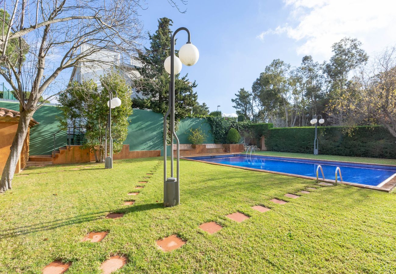 Villa in Calella de Palafrugell - 1VICK 01 - Nice house located in a very quiet residential area with communal pool near the beach of Calella de Palafrugell