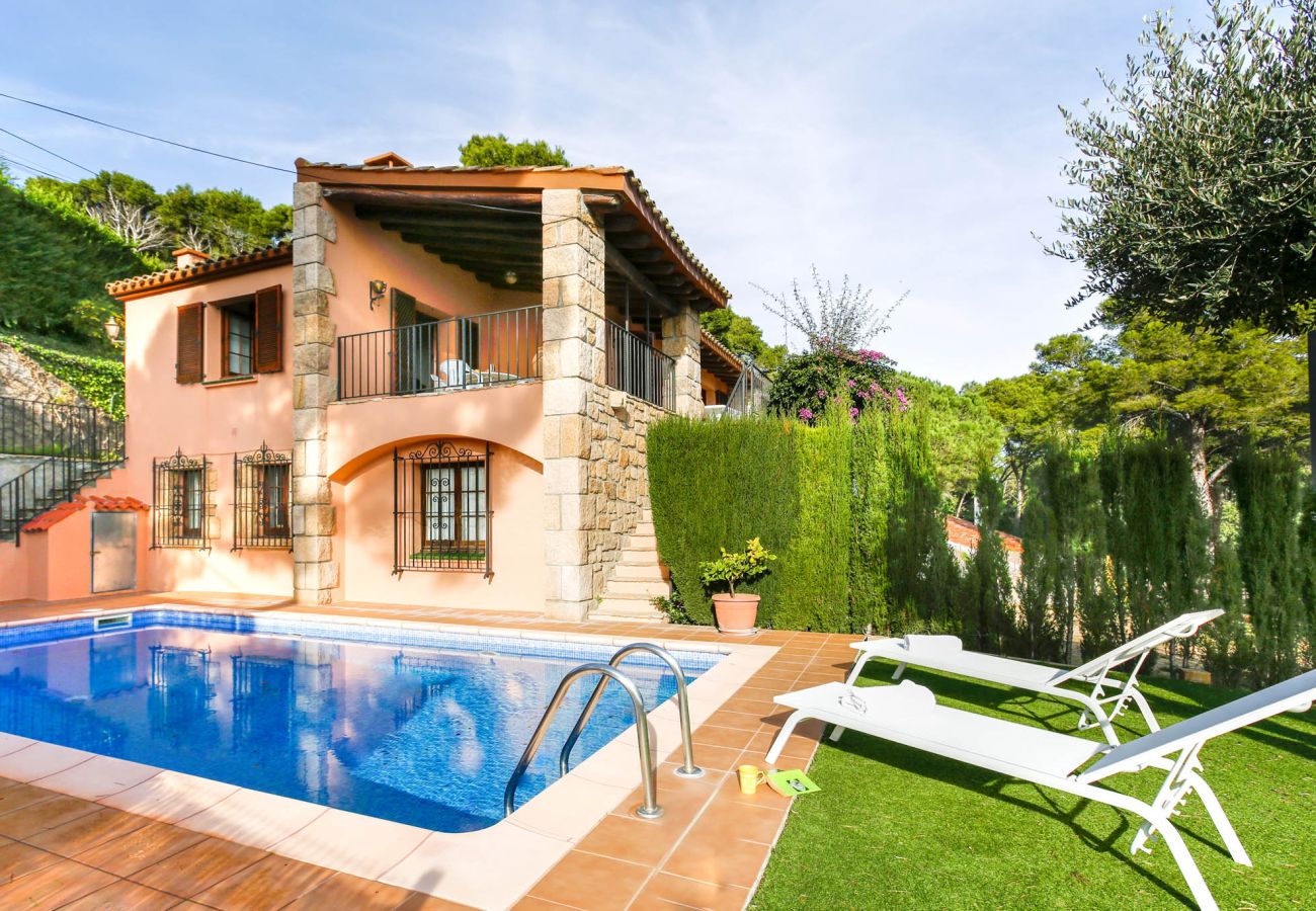 Villa in Llafranc - 1ESQ 01 - 6 Bedrooms house with garden and private pool located in Llafranc 800m from the beach