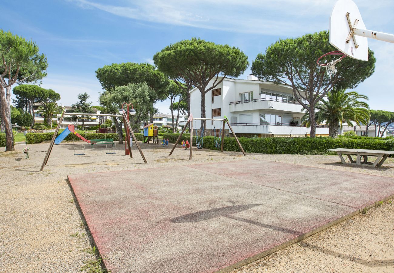 Apartment in Calella de Palafrugell - Calella Park 5-A - Apartment with pool and terrace close to the beach