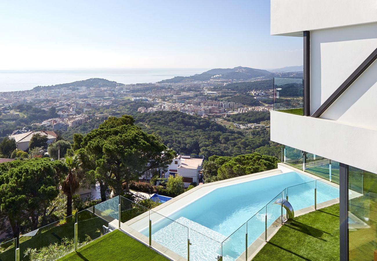 Villa in Lloret de Mar - Can Iberia - Spectacular contemporary style villa in Lloret de Mar