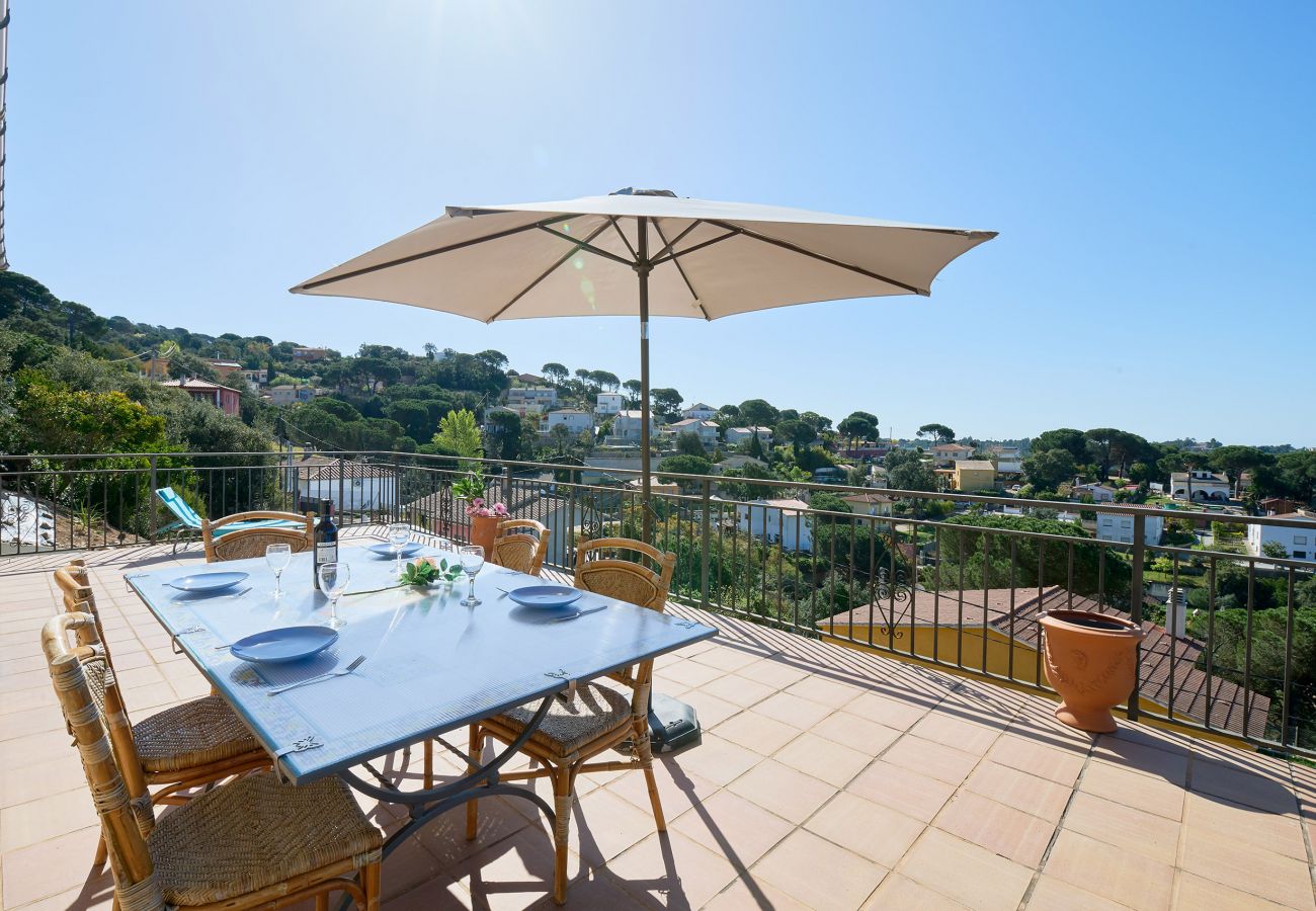 Villa in Lloret de Mar - 2NOR02 - House with private pool inside a urbanization