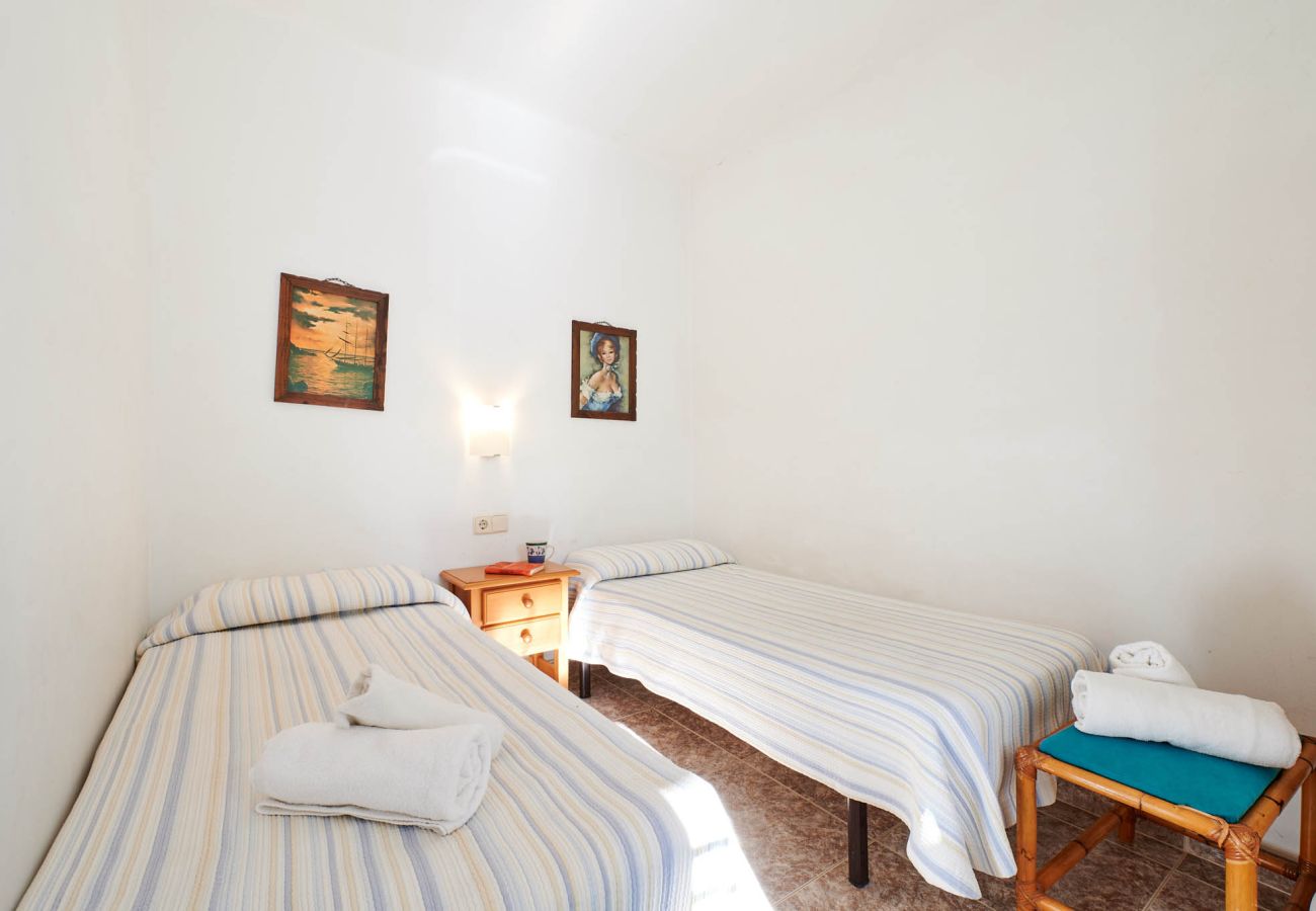 Apartment in Calella de Palafrugell - 1AUR 04 - 3 bedroom apartment with terrace near the beach of Calella de Palafrugell