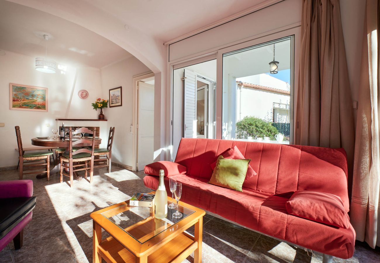 Apartment in Calella de Palafrugell - 1AUR 04 - 3 bedroom apartment with terrace near the beach of Calella de Palafrugell