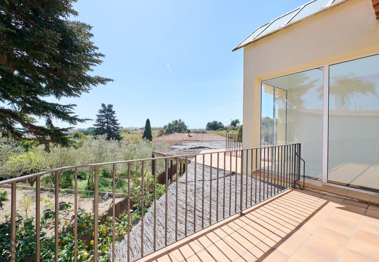 Villa in Blanes - 2FRA02 - House with private pool in a residential area