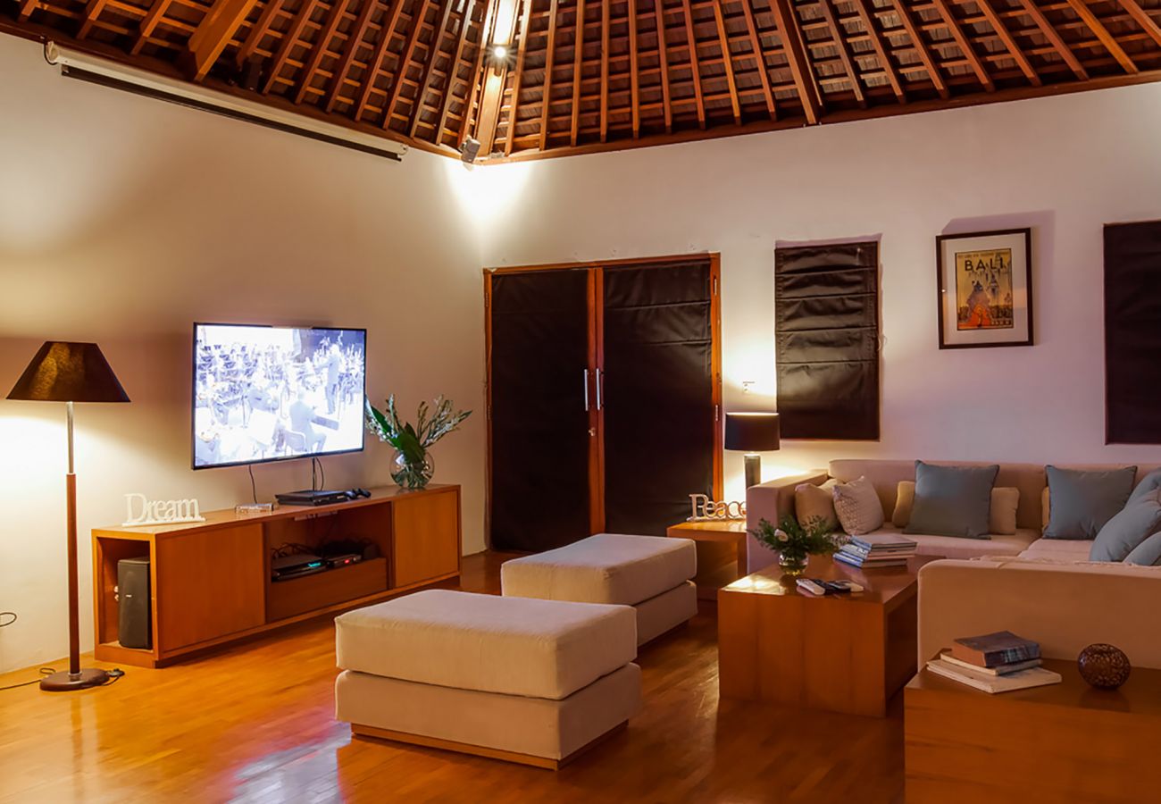 Villa in Canggu - The beji - Luxury house near the beach in Bali