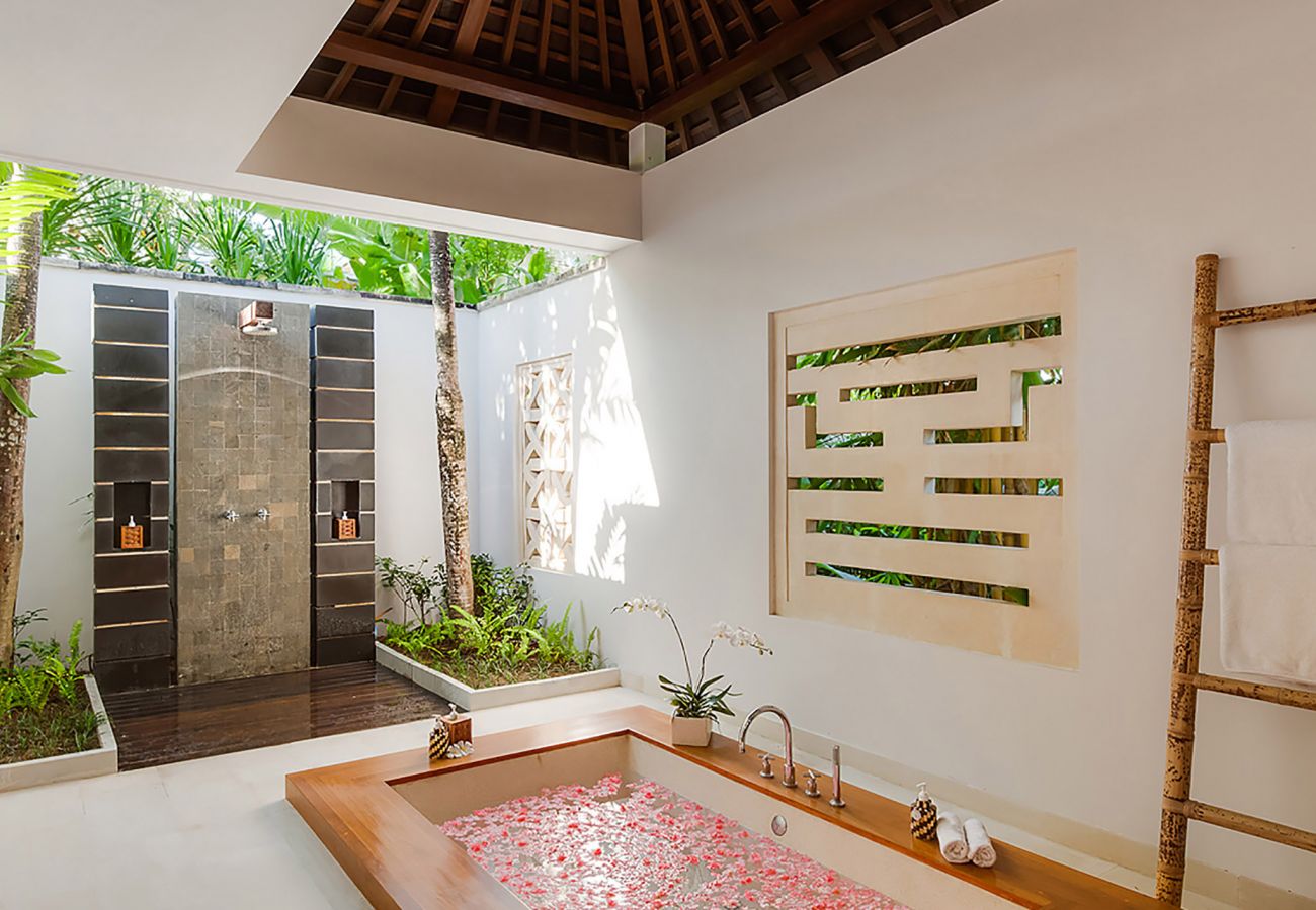 Villa in Canggu - The beji - Luxury house near the beach in Bali