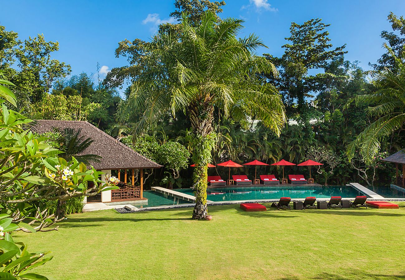 Villa in Canggu - The beji - Luxury house near the beach in Bali