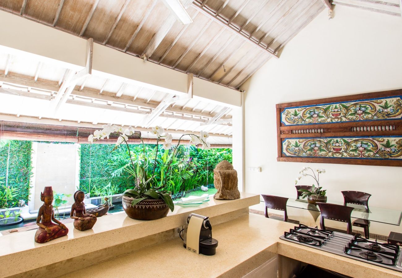 Villa in Canggu - Gembira - 2 bedroom house with pool near Bali beach