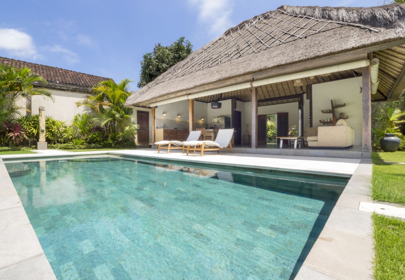 Villa in Uluwatu - Akilea Estate - spectacular 14 bedroom house with pool at Bali