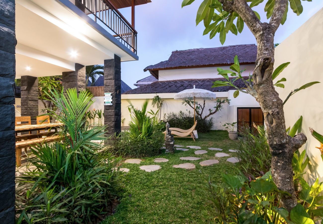 Villa in Seminyak - Ambalika- 3 bedroom house with pool near Bali beach