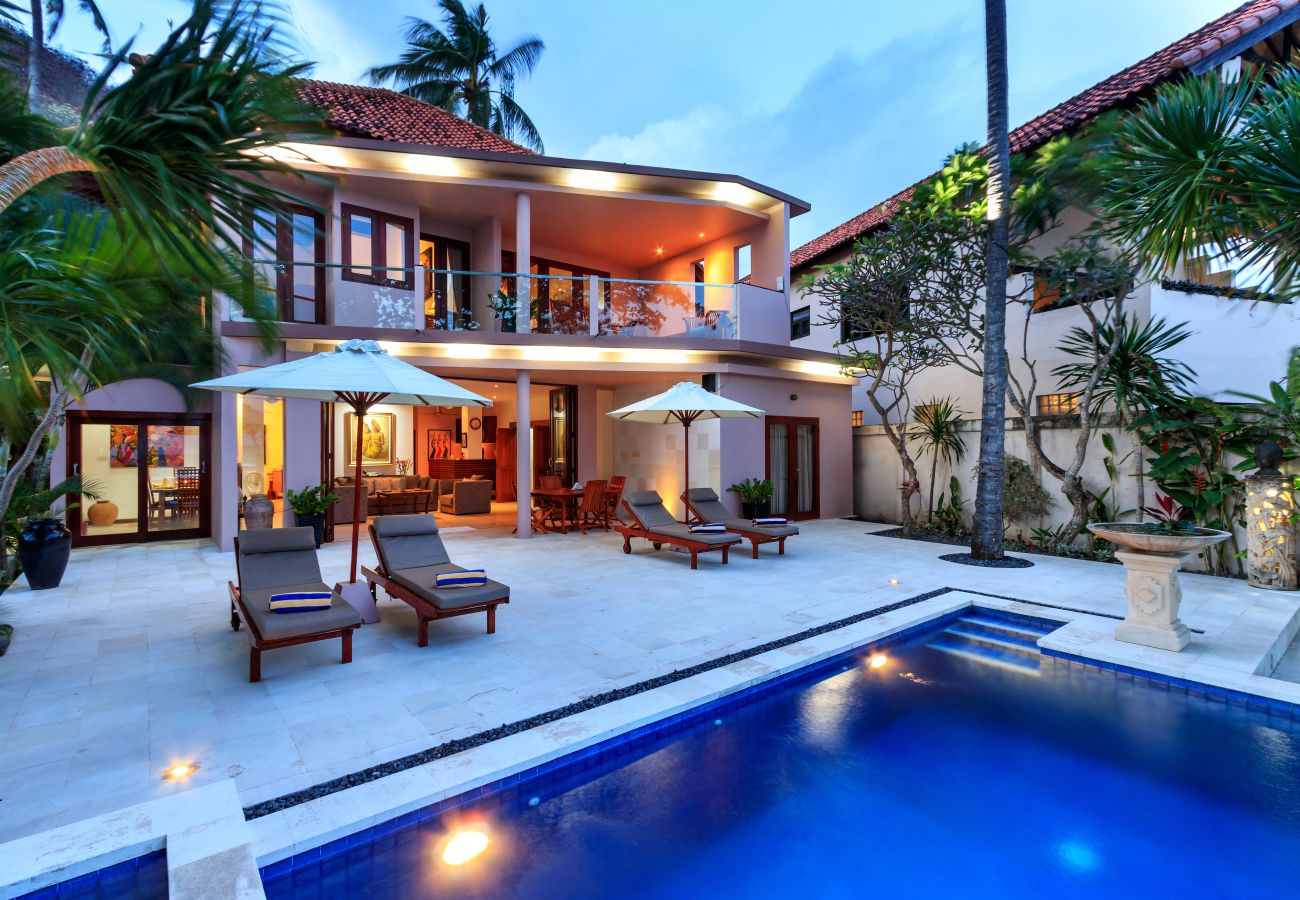 Villa in Candidasa - pantai candidasa - Beautiful 2 bedroom house with stunning sea views in Bali