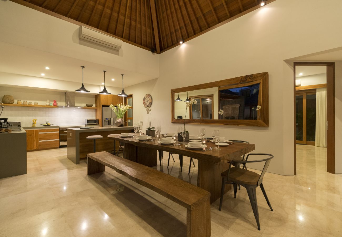 Villa in Seminyak - Sanook - Nice 4 bedroom house with pool in Bali