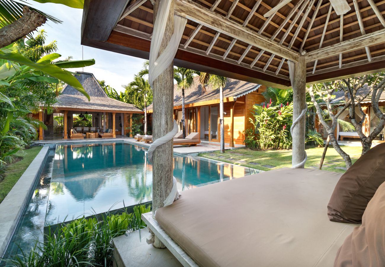 Villa in Kerobokan - Little Manao - Beautiful 4 bedroom house with pool in Bali