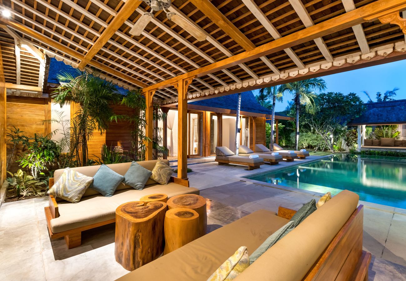 Villa in Kerobokan - Little Manao - Beautiful 4 bedroom house with pool in Bali