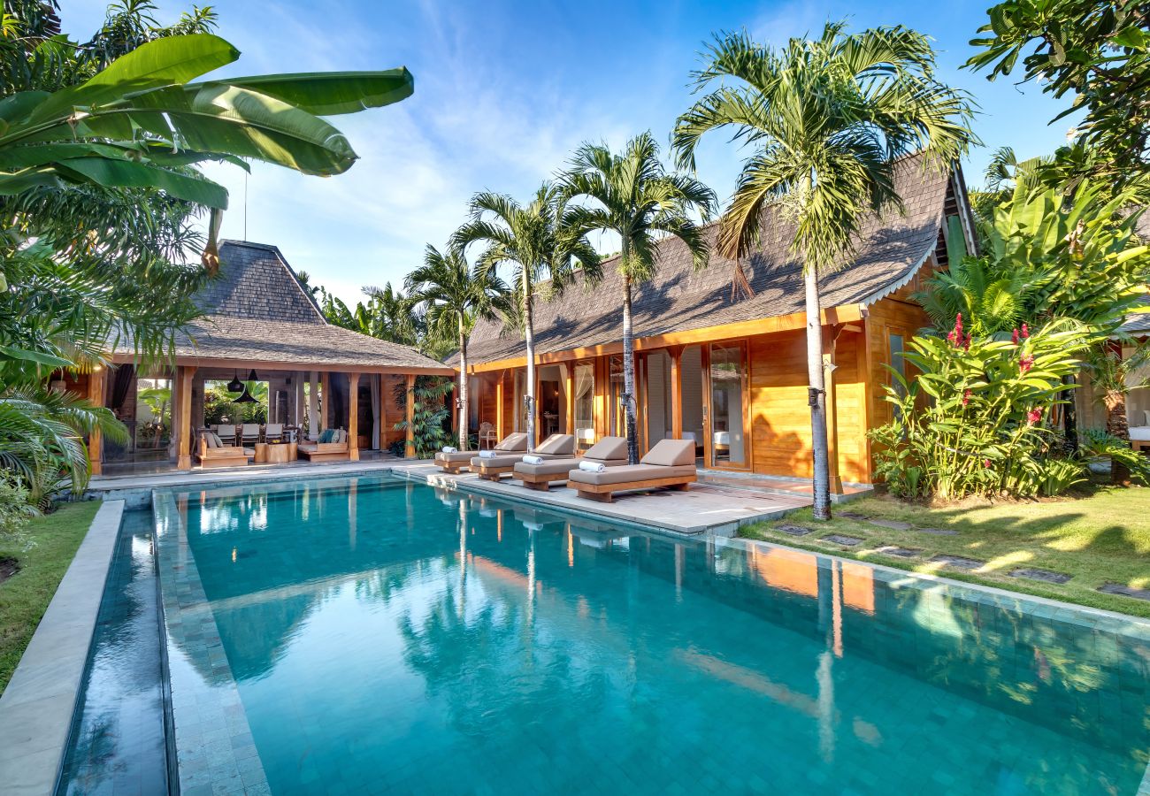 Villa in Kerobokan - Little Manao - Beautiful 4 bedroom house with pool in Bali