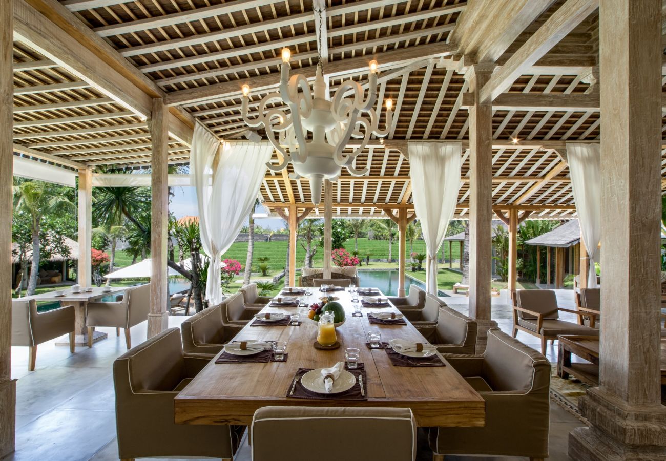 Villa in Kerobokan - Mannao - Spectacular 8 bedroom villa with pool in Bali