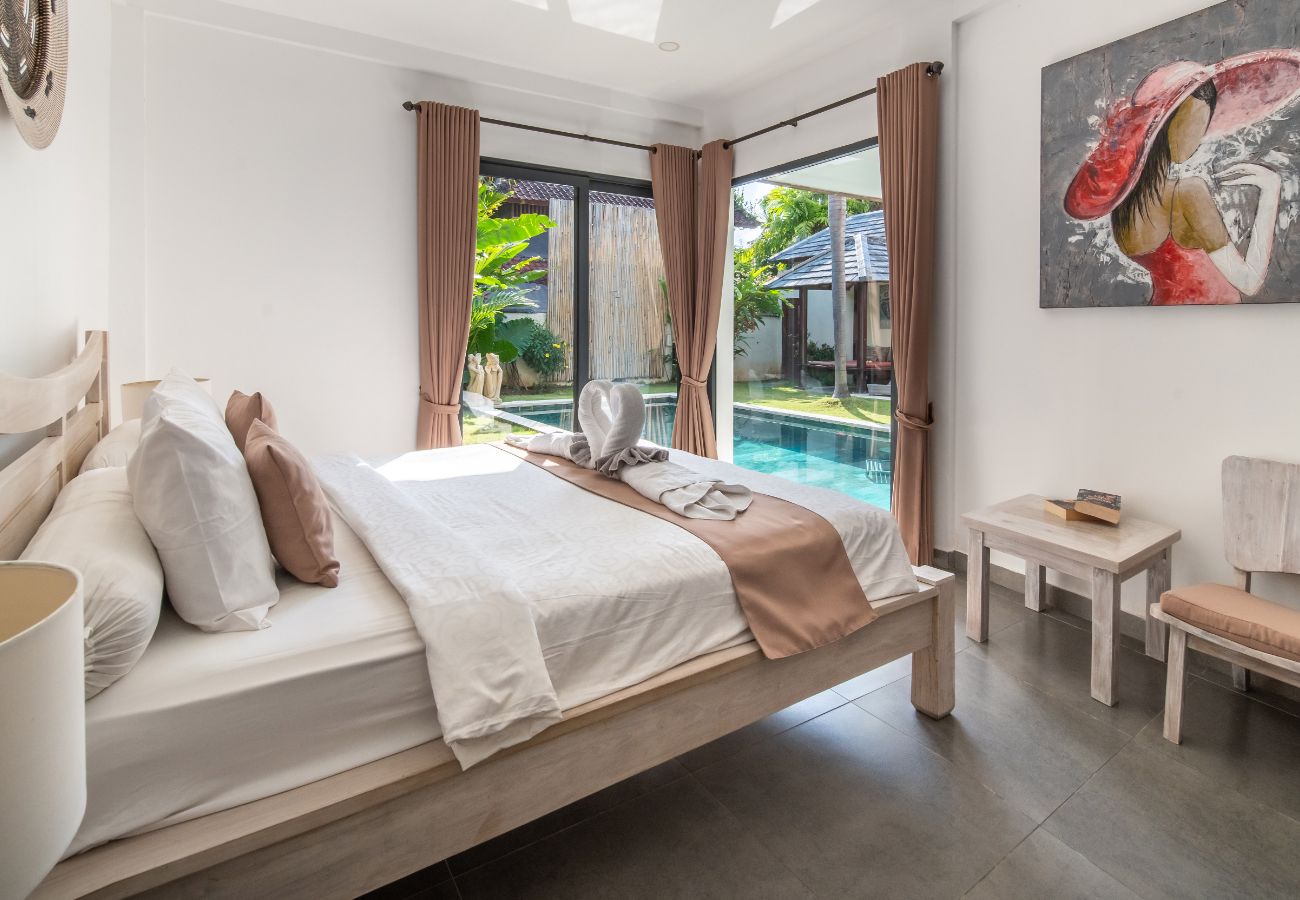 Villa in Seminyak - Wiana- Villa for 6 people with pool near Bali beach