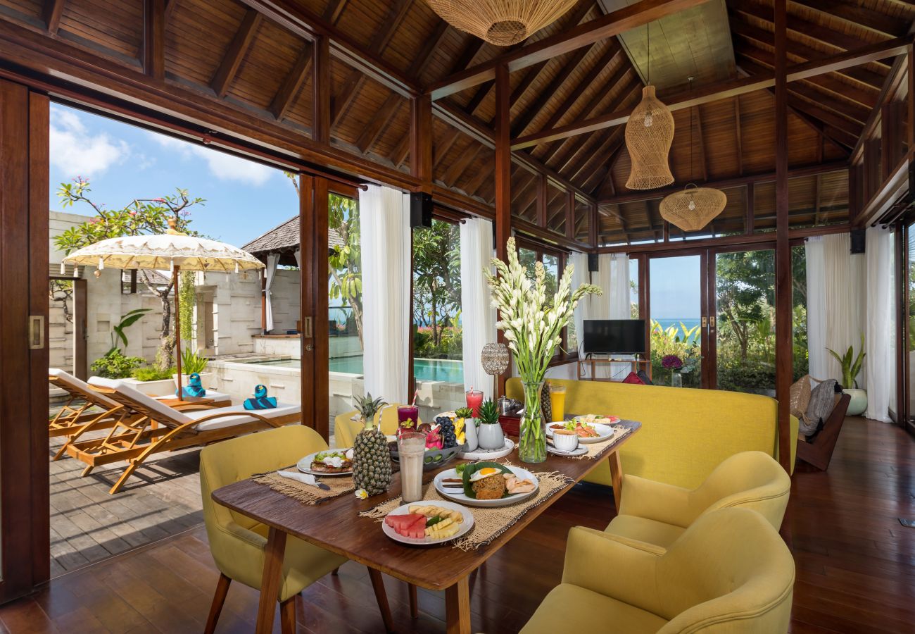 Villa in Seminyak - The chands two A- 2 bedroom frontline villa with stunning Bali sea views