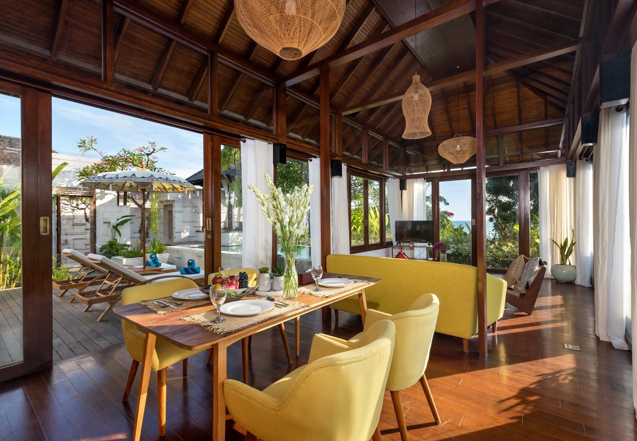 Villa in Seminyak - The chands two A- 2 bedroom frontline villa with stunning Bali sea views