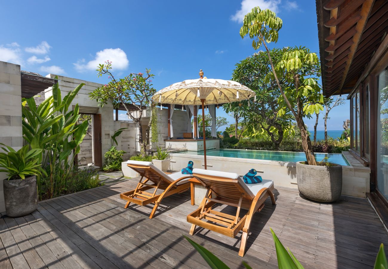 Villa in Seminyak - The chands two A- 2 bedroom frontline villa with stunning Bali sea views