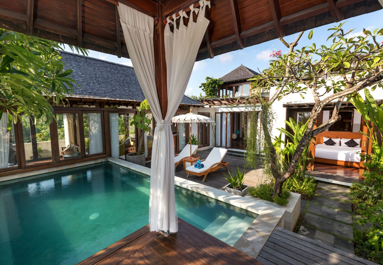 Villa in Seminyak - The chands two A- 2 bedroom frontline villa with stunning Bali sea views