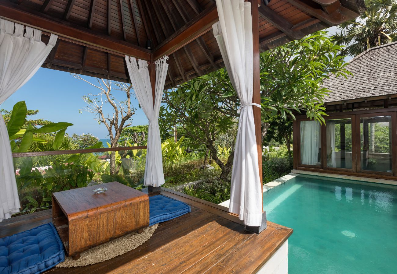 Villa in Seminyak - The chands two A- 2 bedroom frontline villa with stunning Bali sea views