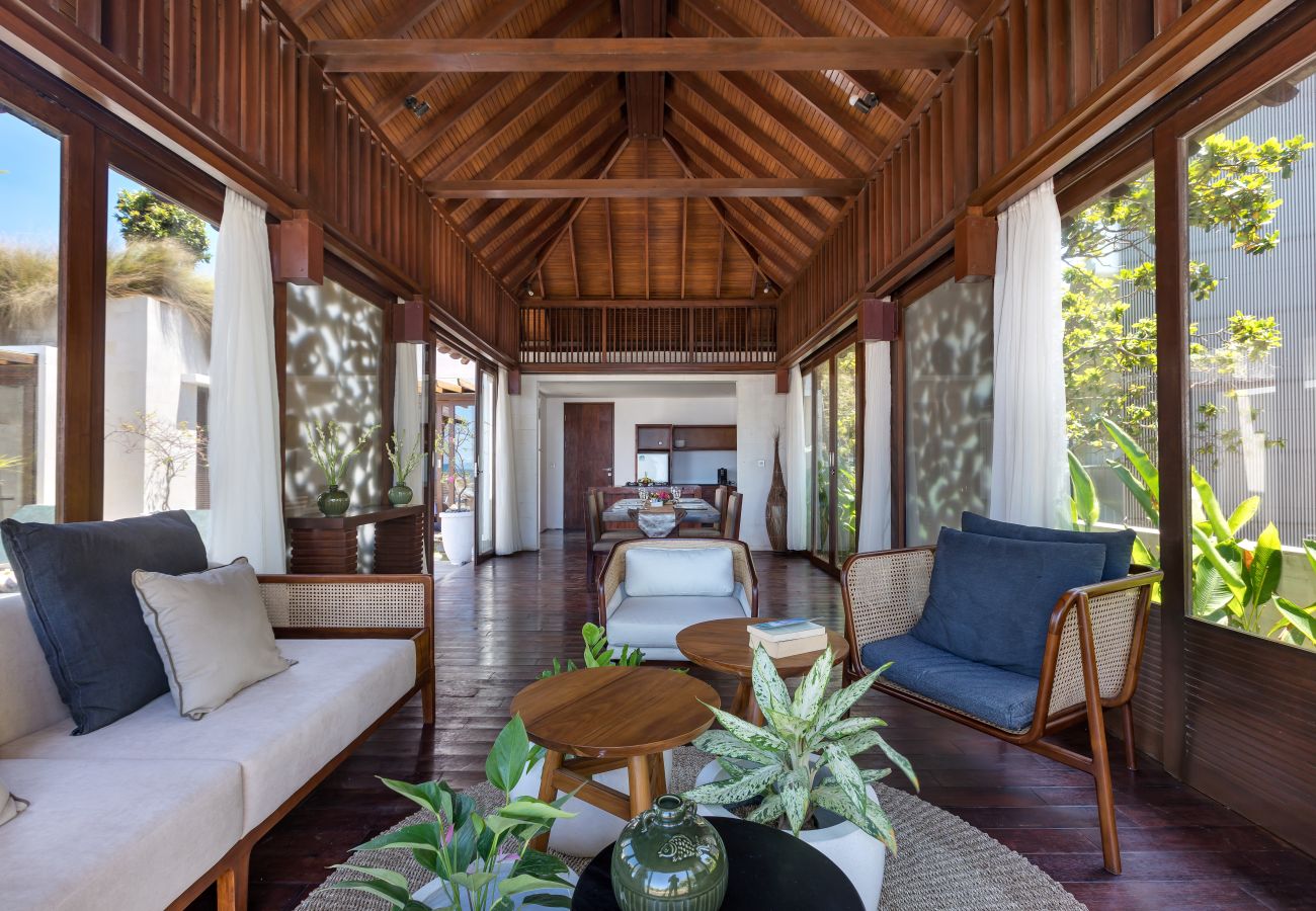 Villa in Seminyak - The chands two B- 2 bedroom frontline villa with stunning Bali sea views