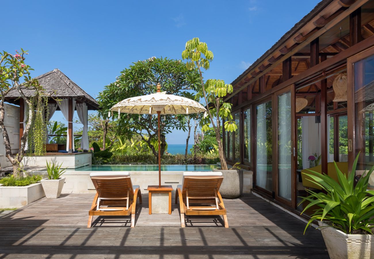 Villa in Seminyak - The chands two C- 2 bedroom frontline villa with stunning Bali sea views