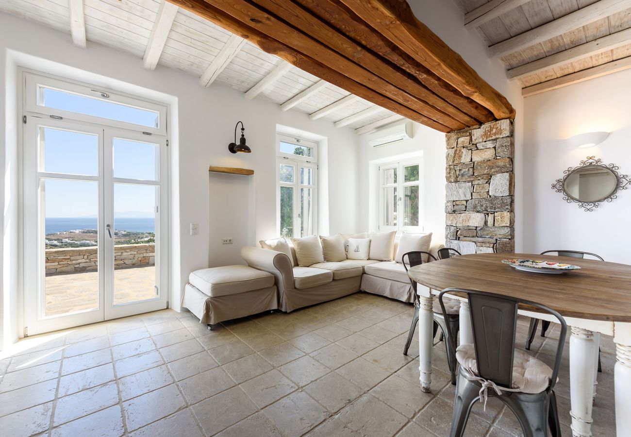 Villa in Paros -  Spectacular house for 14 people with beautiful sea views near Golden Beach